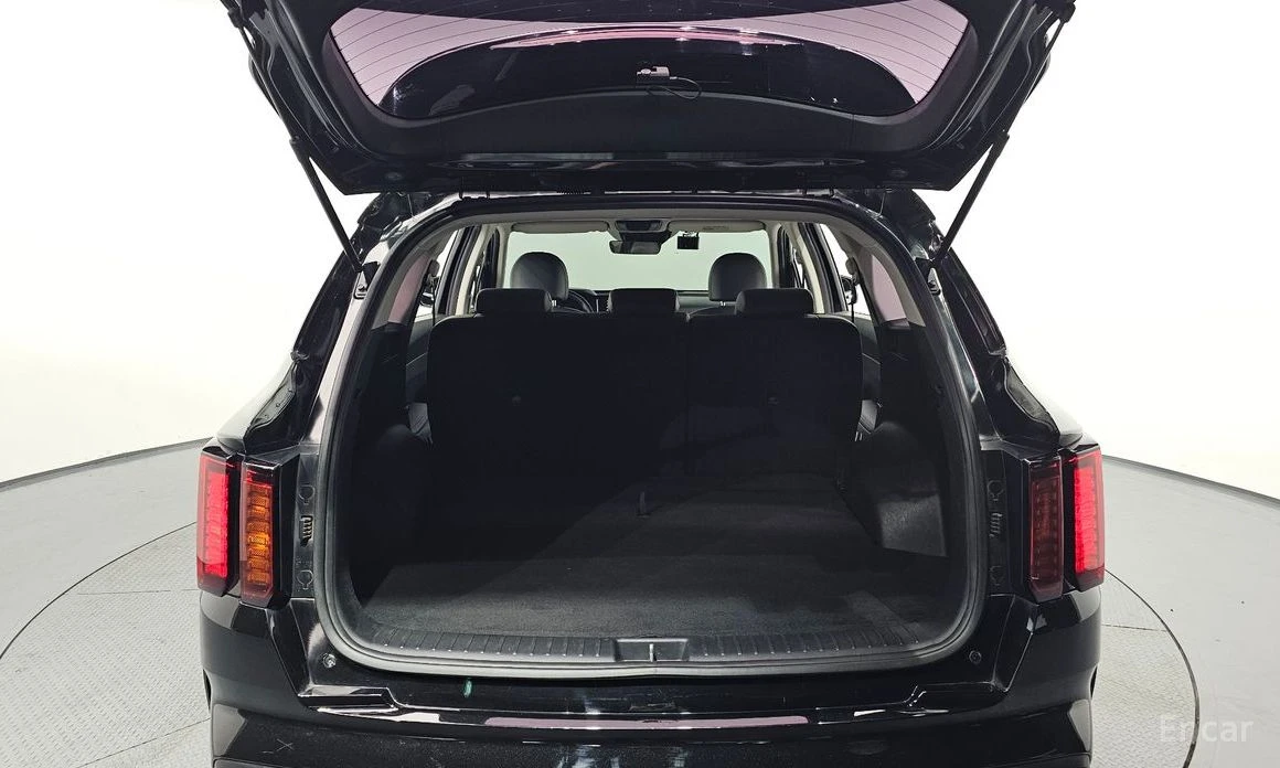 Kia Sorento * 2.2D* КОЖА* ПОДГРЕВ* КАМЕРА* KEYLESS* , снимка 11 - Автомобили и джипове - 54040659