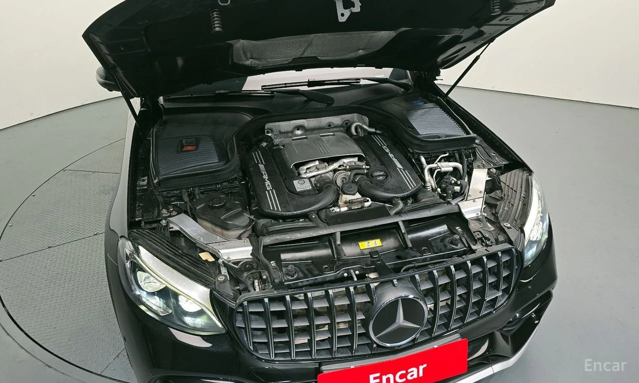 Mercedes-Benz GLC 63 AMG 4MATIC+ * BURMESTER* CARBON* 360КАМЕРА* LANE* ASSI, снимка 17 - Автомобили и джипове - 54504316