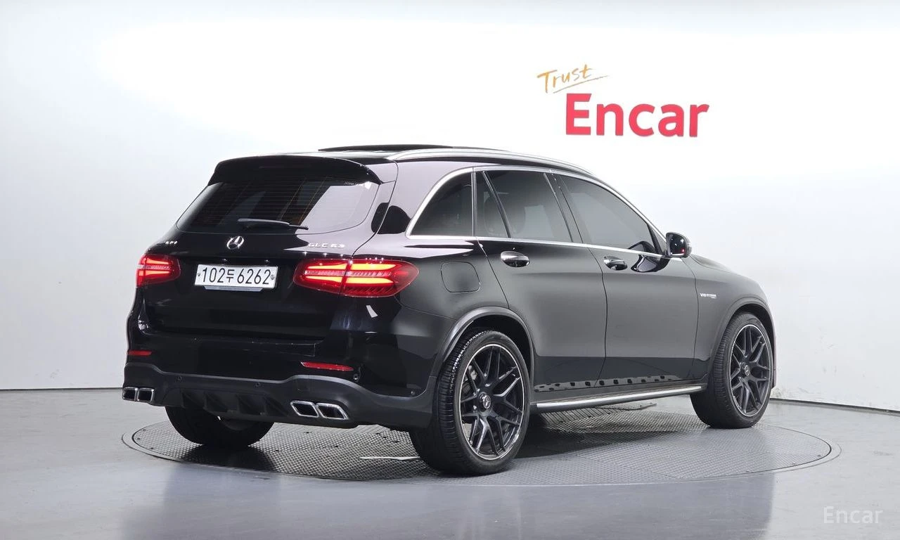 Mercedes-Benz GLC 63 AMG 4MATIC+ * BURMESTER* CARBON* 360КАМЕРА* LANE* ASSI, снимка 2 - Автомобили и джипове - 54504316