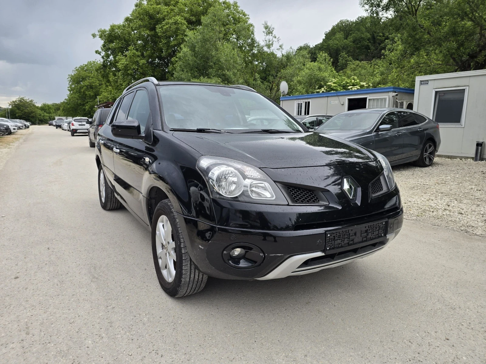 Renault Koleos 2.0D 150к.с 4х4 Топ състояние , снимка 2 - Автомобили и джипове - 54574601