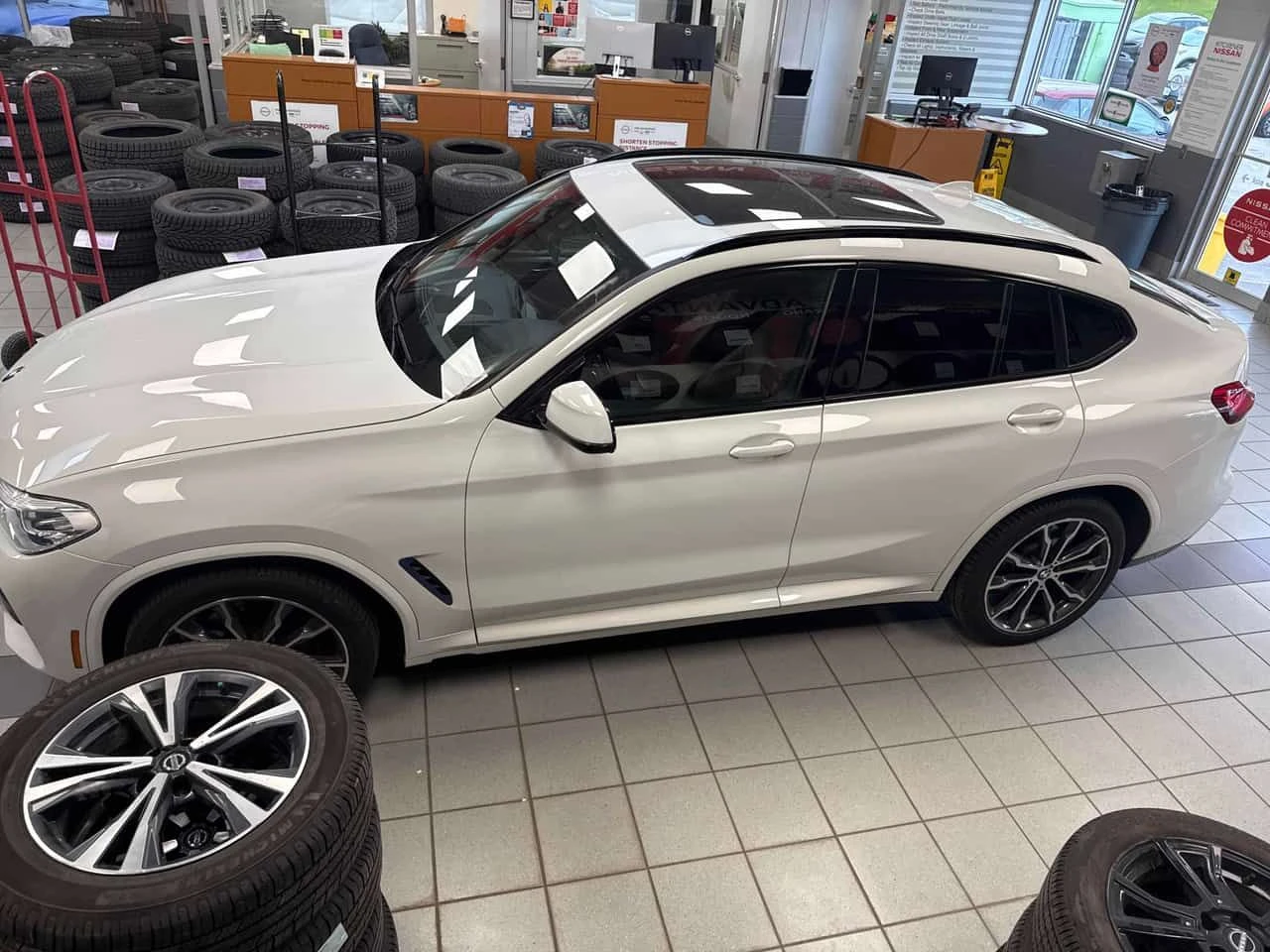 BMW X4 xDrive30i  CARFAX, снимка 2 - Автомобили и джипове - 54812078