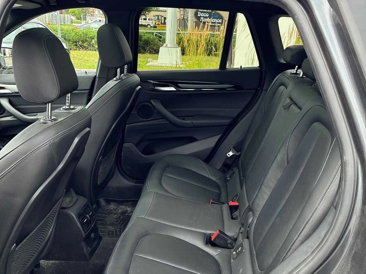 BMW X1 * xDrive28i * АВТОКРЕДИТ БЕЗ ПЪРВОНАЧАЛНА ВНОСКА* , снимка 15 - Автомобили и джипове - 55471362