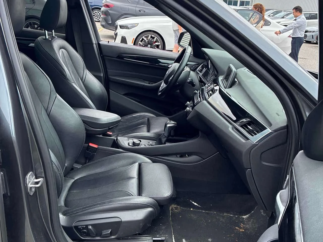 BMW X1 * xDrive28i * АВТОКРЕДИТ БЕЗ ПЪРВОНАЧАЛНА ВНОСКА* , снимка 17 - Автомобили и джипове - 55471362
