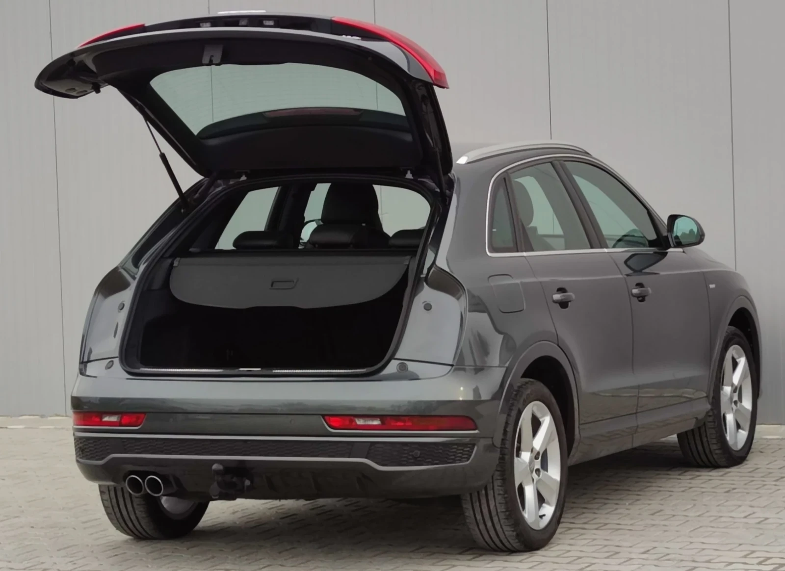 Audi Q3 * S-Line* Facelift* Quattro* , снимка 15 - Автомобили и джипове - 55711684
