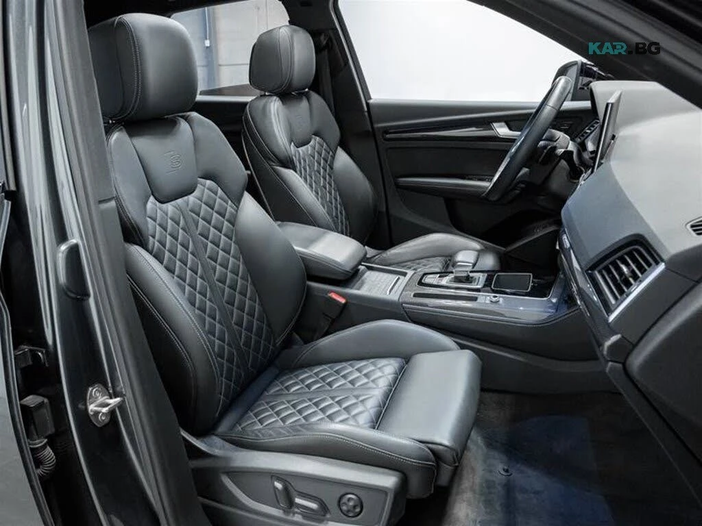 Audi SQ5 * QUATTRO * PANO * Автокредит * (Цена до България), снимка 13 - Автомобили и джипове - 55749615
