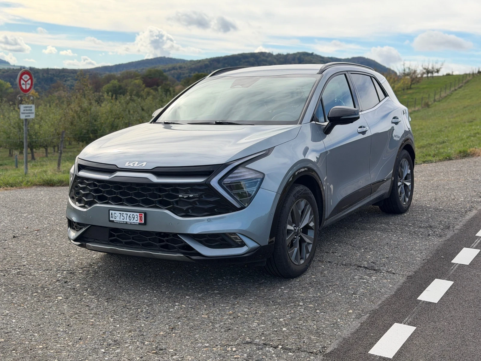 Kia Sportage 1.6T-GDi HEV GT-Line 230к.с. 4x4 Швейцария