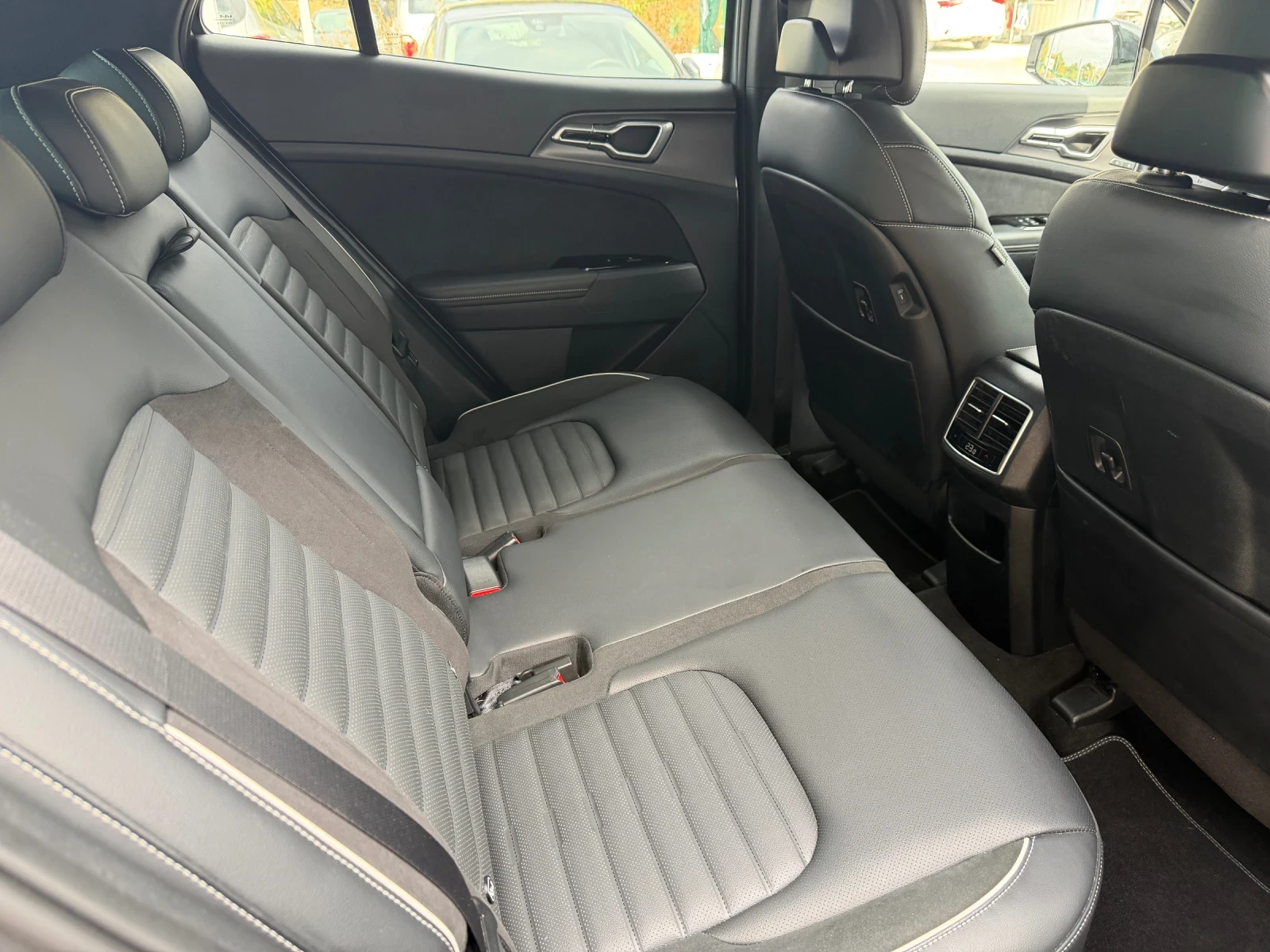 Kia Sportage 1.6T-GDi HEV GT-Line 230�.�. 4x4 ��������� | Mobile.bg � ����������� 13