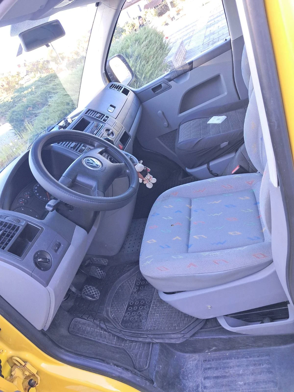 VW T5 1.9TDI, снимка 7 - Бусове и автобуси - 56349037