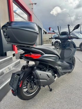 Piaggio Beverly 400S-ABS-ASR-8400км.-КАТО НОВ, снимка 3
