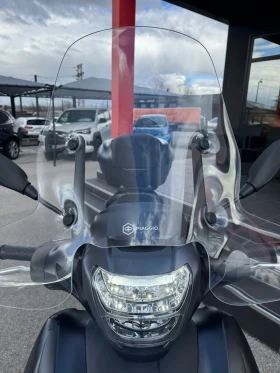 Piaggio Beverly 400S-ABS-ASR-8400км.-КАТО НОВ, снимка 8