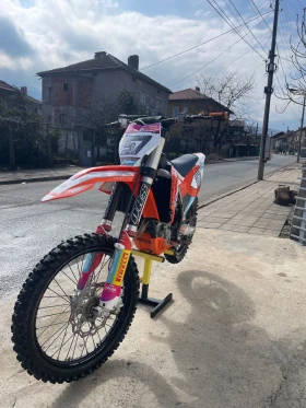 ����� �� �������� �� Ktm SX-F