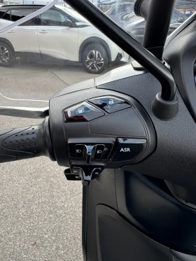 Piaggio Beverly 400S-ABS-ASR-8400км.-КАТО НОВ | Auto.bg — изображение 16