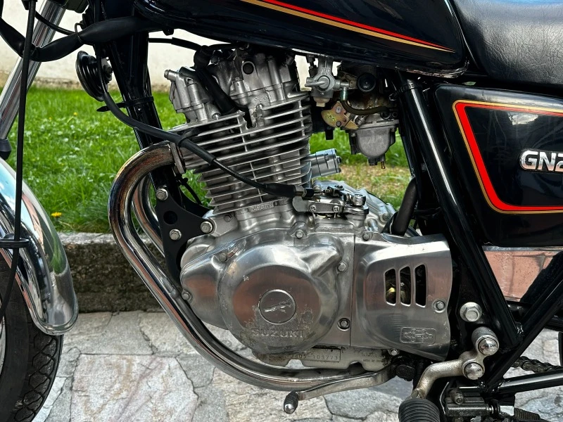 Suzuki GN 250, снимка 8 - Мотоциклети и мототехника - 47462299