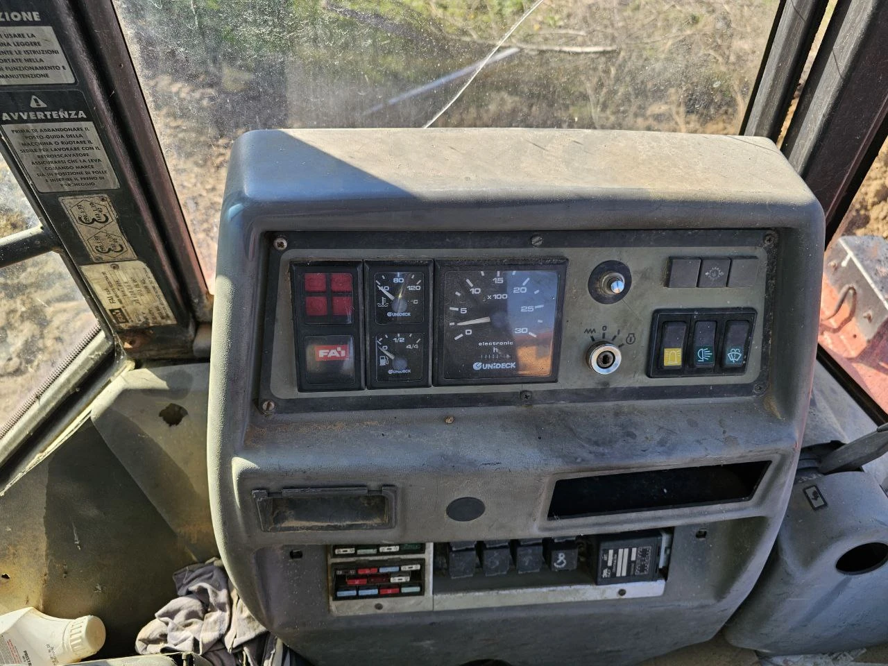 Багер Komatsu FAI Synther 894 - изображение 6