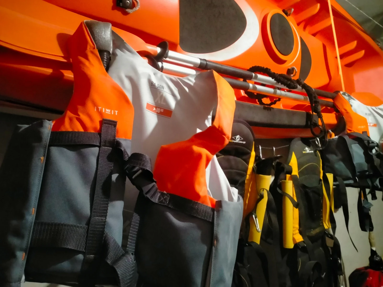  Bic  Borneo | Mobile.bg   1