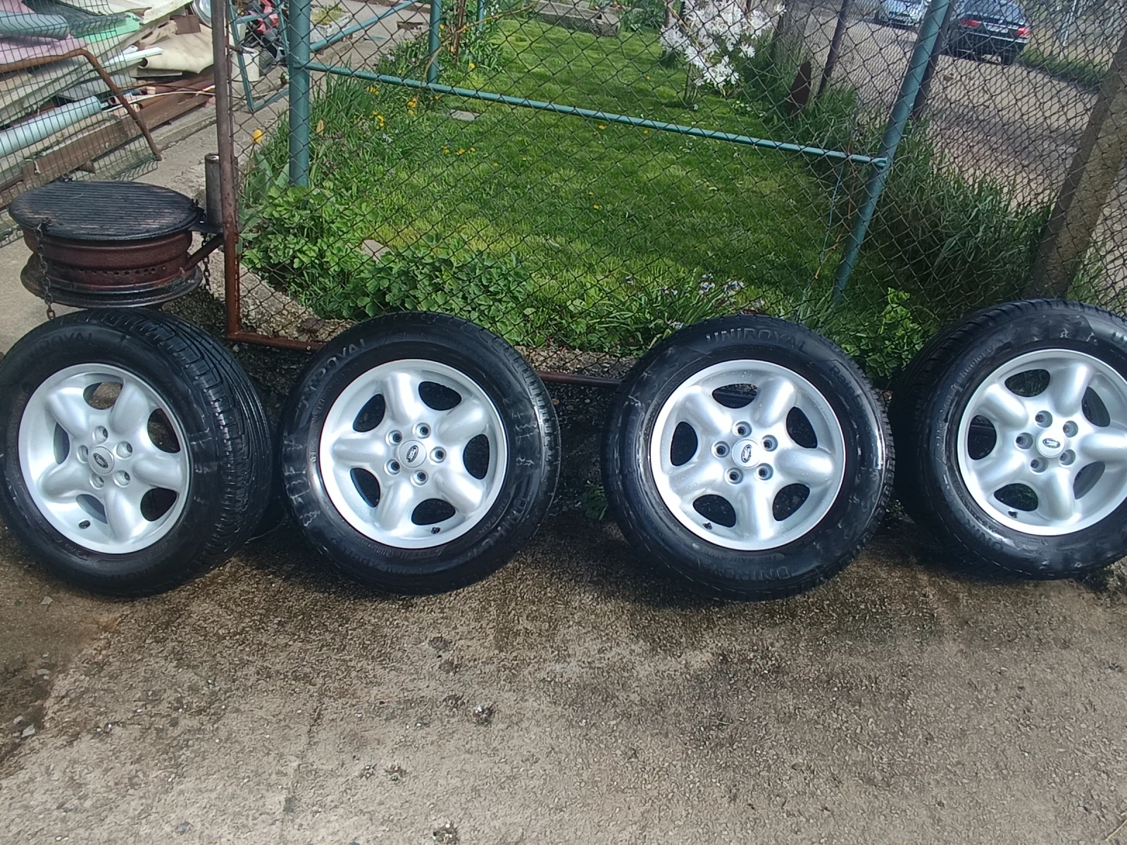 Гуми с джанти Uniroyal 215/65R16, снимка 6 - Гуми и джанти - 54396002