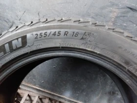 Гуми Зимни 255/45R18, снимка 5 - Гуми и джанти - 39124061