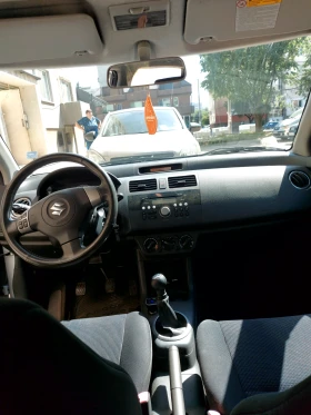 Suzuki Swift 1.3бензин 4х4 , снимка 9
