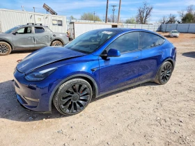 ������ Tesla Model Y