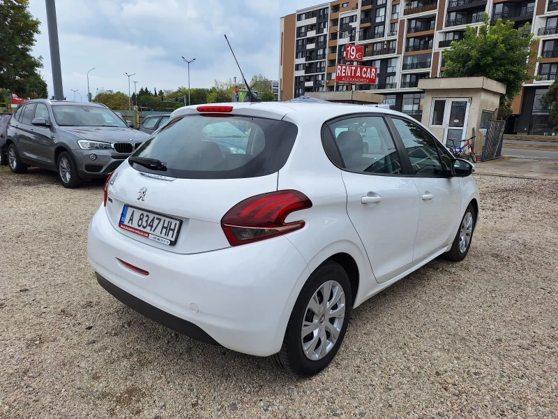 Peugeot 208 1.6 HDI, снимка 7 - Автомобили и джипове - 47206631