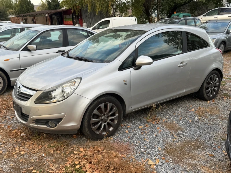 Opel Corsa 1.2i Газ, снимка 1 - Автомобили и джипове - 47815703