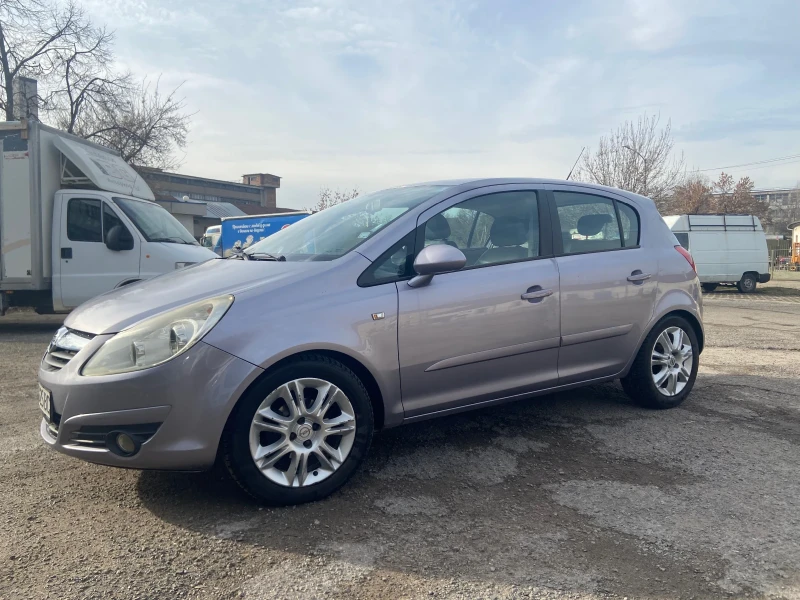 Opel Corsa 1.4i, снимка 3 - Автомобили и джипове - 48836517