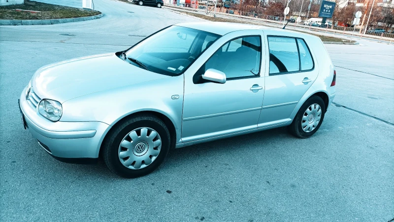 VW Golf 1, 6 SR газ/бензин, снимка 2 - Автомобили и джипове - 48897572