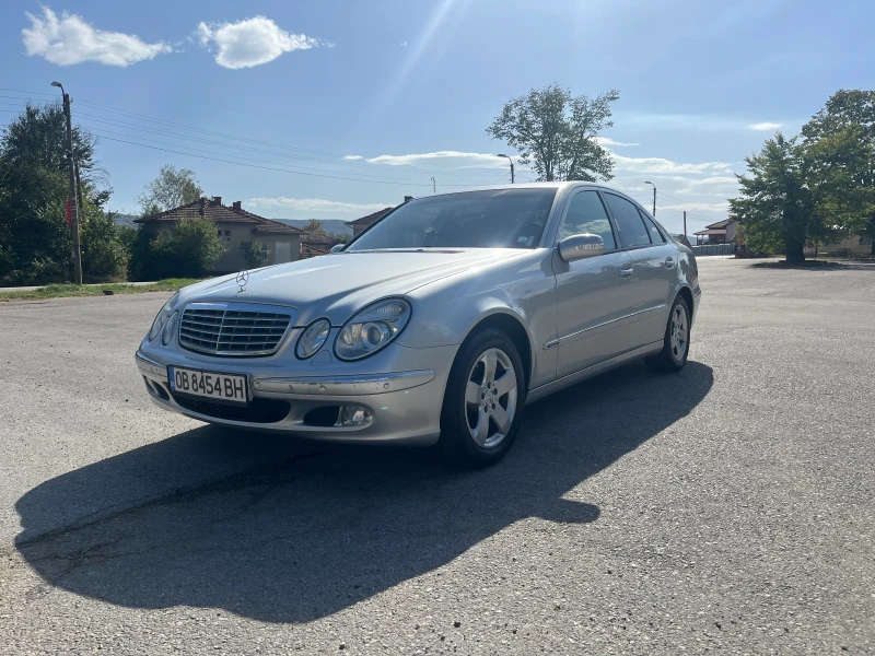 Mercedes-Benz E 220 ELEGANCE , снимка 2 - Автомобили и джипове - 49233299