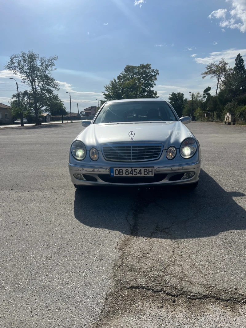 Mercedes-Benz E 220 ELEGANCE , снимка 10 - Автомобили и джипове - 49233299