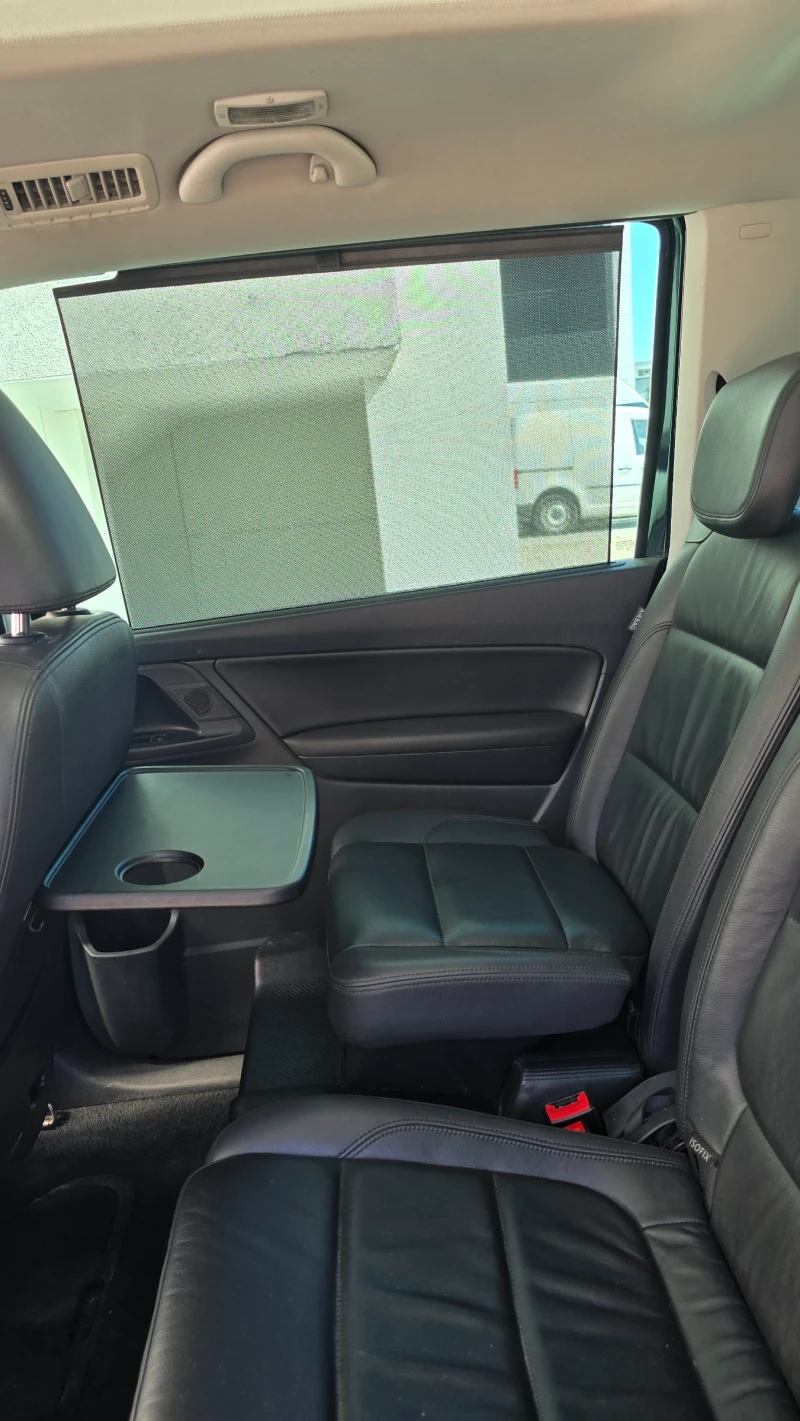 VW Sharan 2.0 TSI Ел Теглич, Всички екстри, снимка 12 - Автомобили и джипове - 51774749