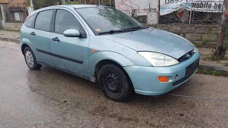 Ford Focus 1.8TDDI, снимка 2 - Автомобили и джипове - 52169549