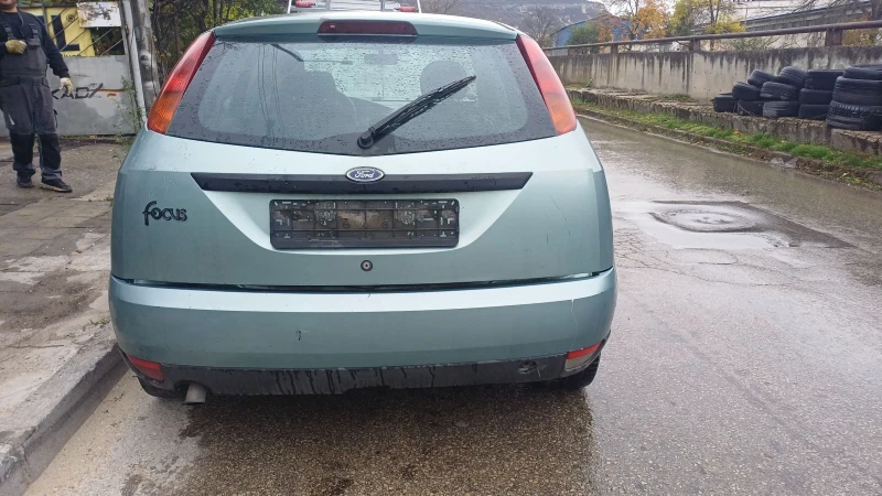 Ford Focus 1.8TDDI, снимка 3 - Автомобили и джипове - 52169549