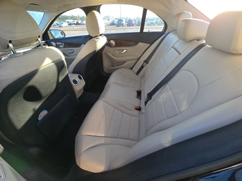 Mercedes-Benz C 300 4MATIC| BURMESTER| ЗАДНА КАМЕРА| KEYLESS GO| ПАНОР, снимка 13 - Автомобили и джипове - 52438265