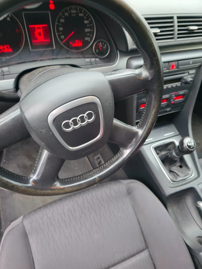 Audi A4 2000 ТДИ, снимка 4 - Автомобили и джипове - 52593999