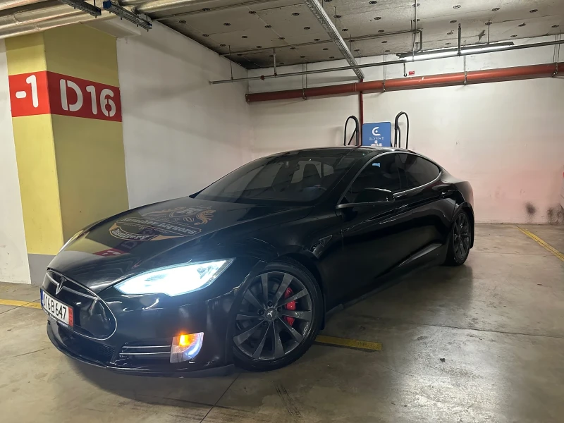 Tesla Model S P85Performance