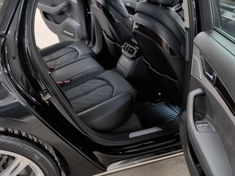 Audi A8 3.0 TDI * * ОБДУХВАНЕ * * CARFAX * * АВТО КРЕДИТ *, снимка 12 - Автомобили и джипове - 53235877