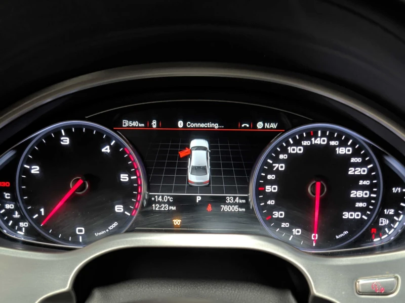 Audi A8 3.0 TDI * * ОБДУХВАНЕ * * CARFAX * * АВТО КРЕДИТ *, снимка 7 - Автомобили и джипове - 53235877