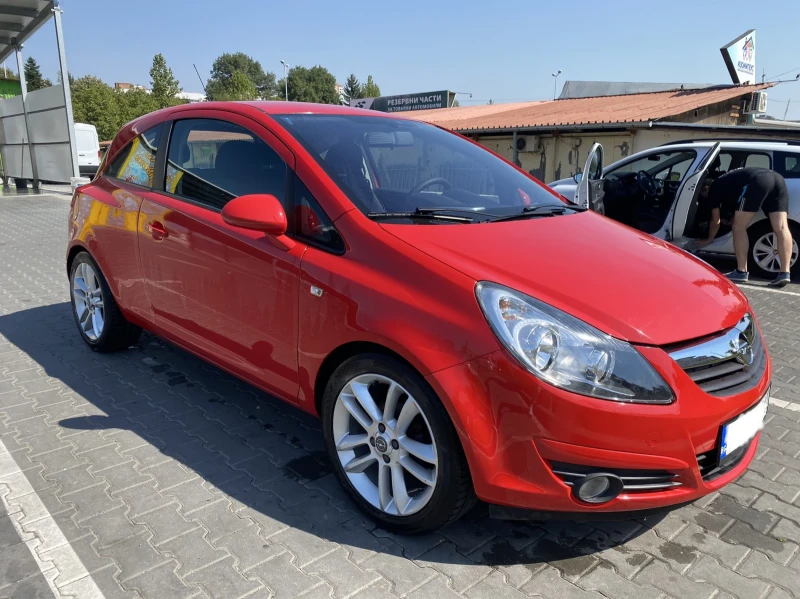 Opel Corsa D, снимка 2 - Автомобили и джипове - 53424860