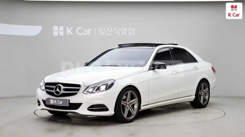 Mercedes-Benz E 300 4matic