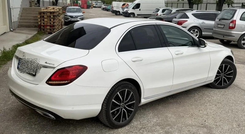 Mercedes-Benz C 200 198hp 4matik 1ви собственик, снимка 6 - Автомобили и джипове - 54296878
