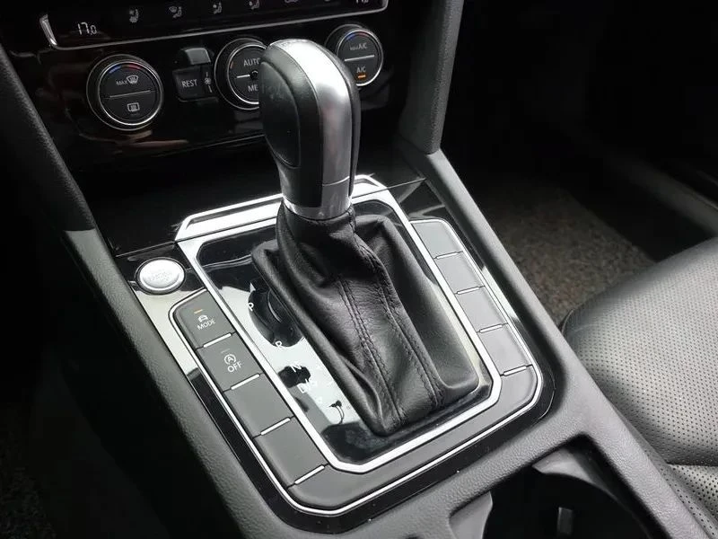 VW Arteon, снимка 9 - Автомобили и джипове - 56688337