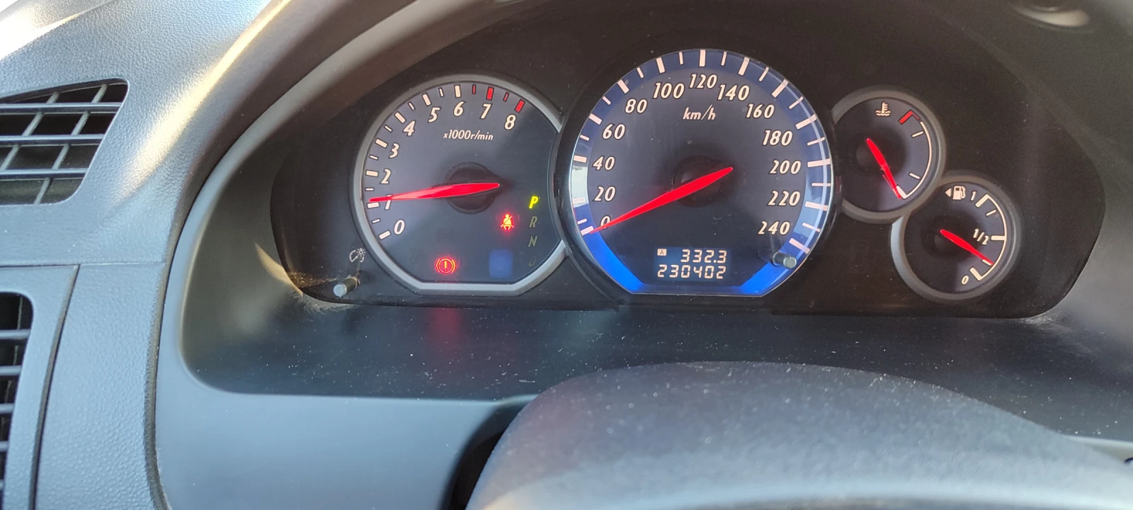 Mitsubishi Grandis 2400  | Mobile.bg   12