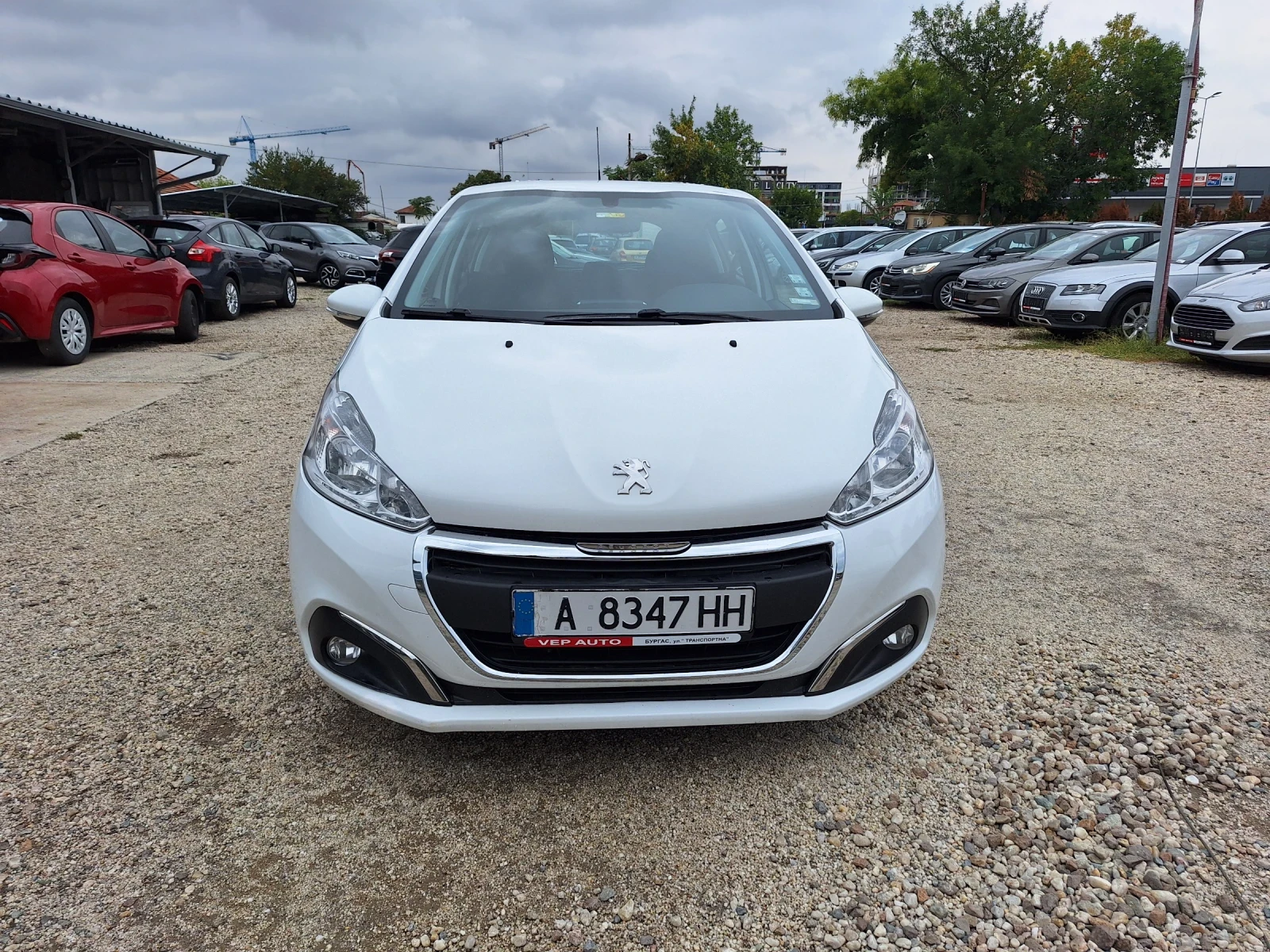 Peugeot 208 1.6 HDI - изображение 2