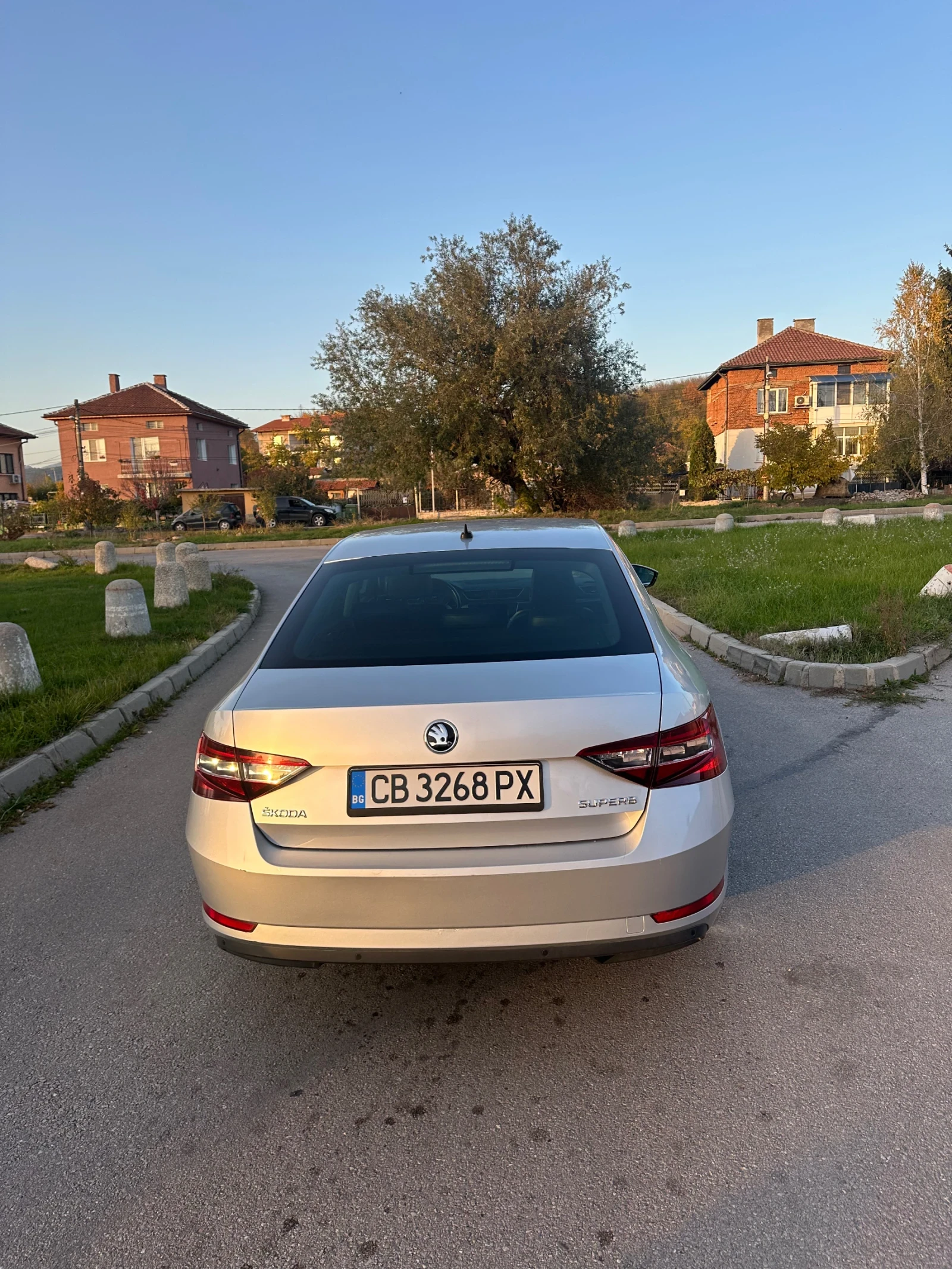 Skoda Superb  Top ! 2.0TDI 190кс - изображение 4