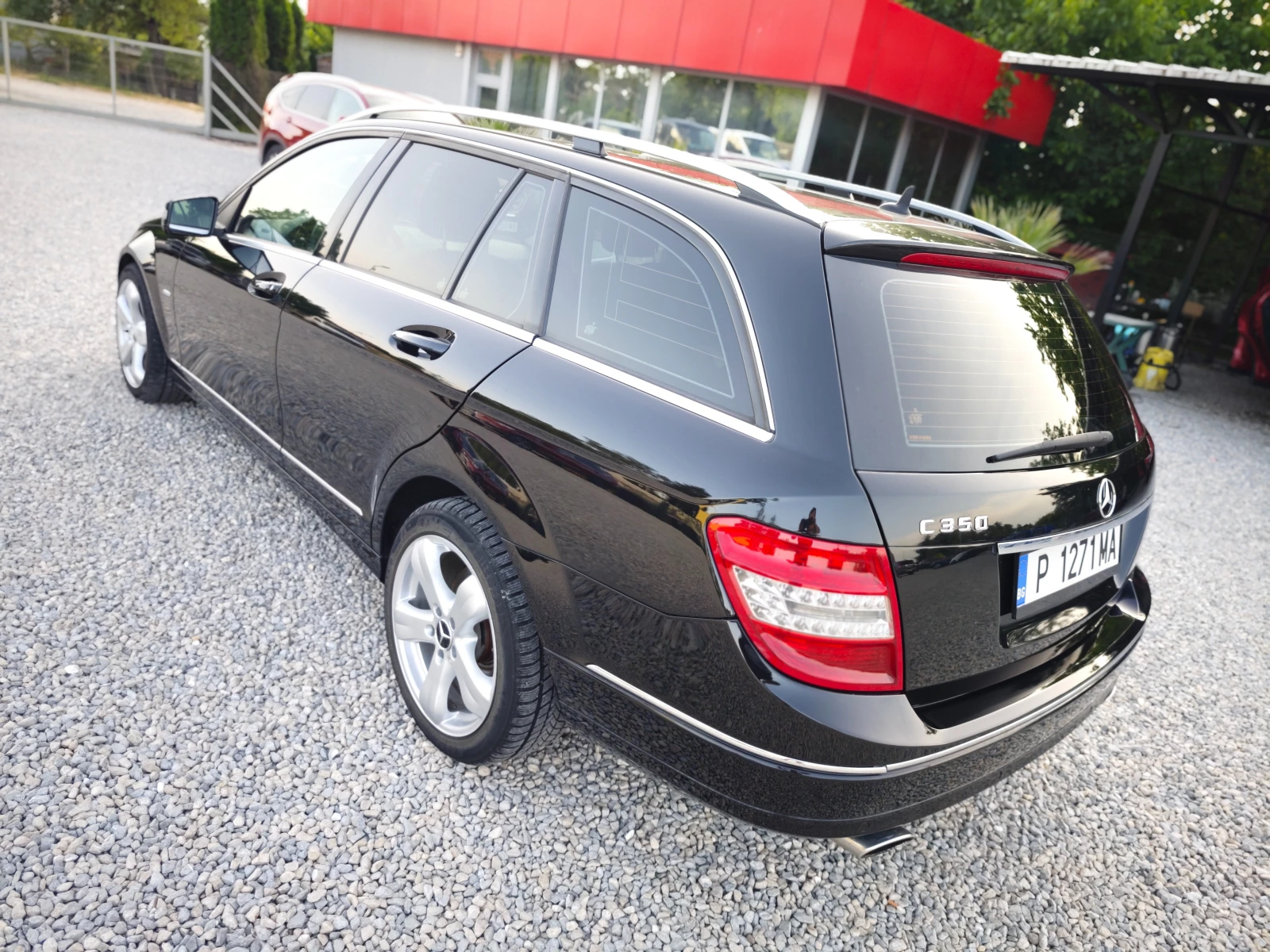 Mercedes-Benz C 350 4MATIC/AVANGARDE/NAV/DVD/КОЖА/ОБСЛУЖЕН/ВС.ПЛАТЕНО - изображение 8