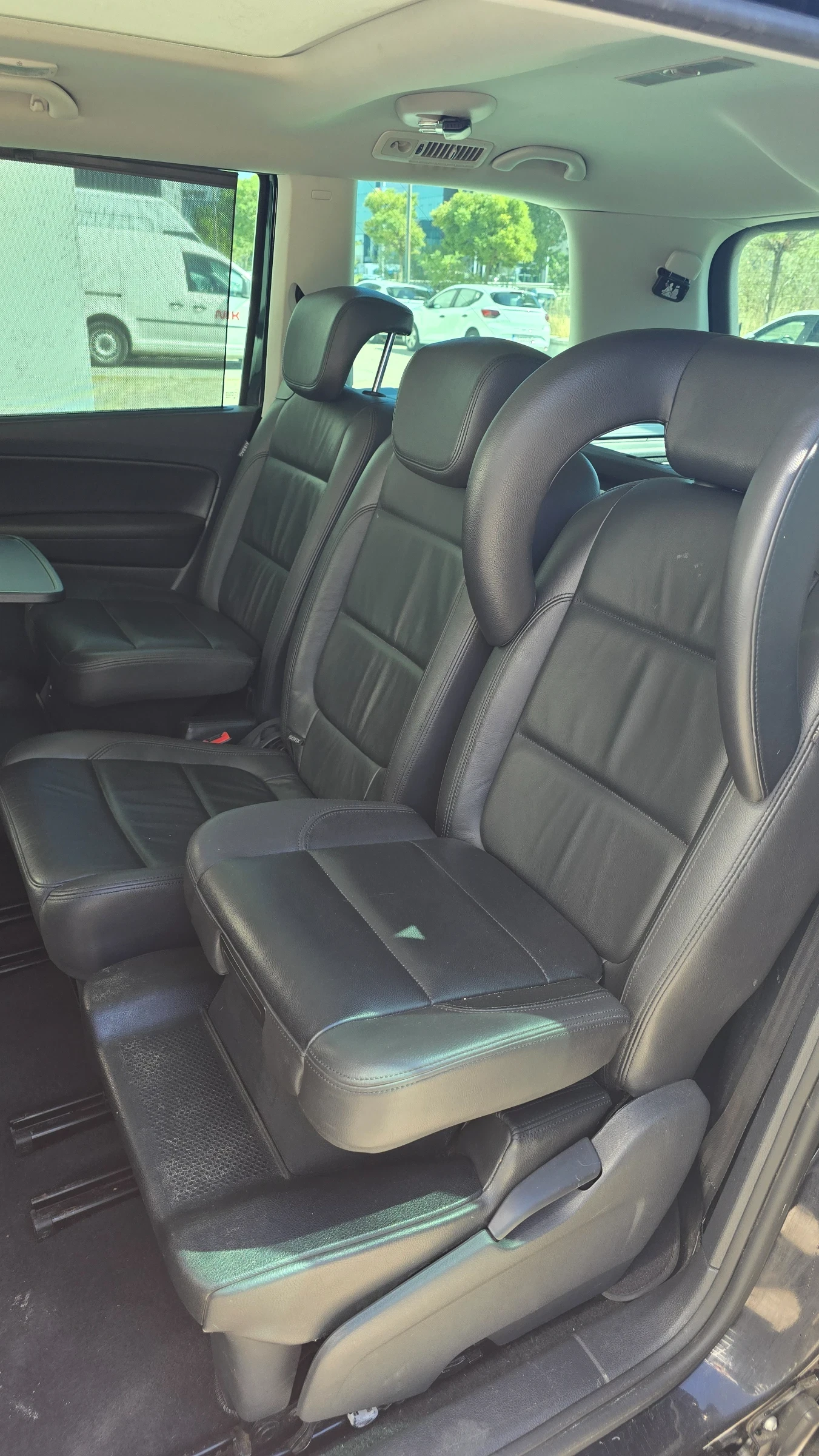 VW Sharan 2.0 TSI Ел Теглич, Всички екстри - изображение 9