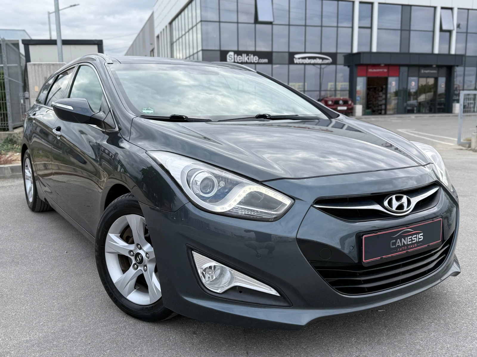 Hyundai I40 1.7CRDI* AVTOMAT* NAVI* PODGREV* PANORAMA* PARKTON - изображение 3