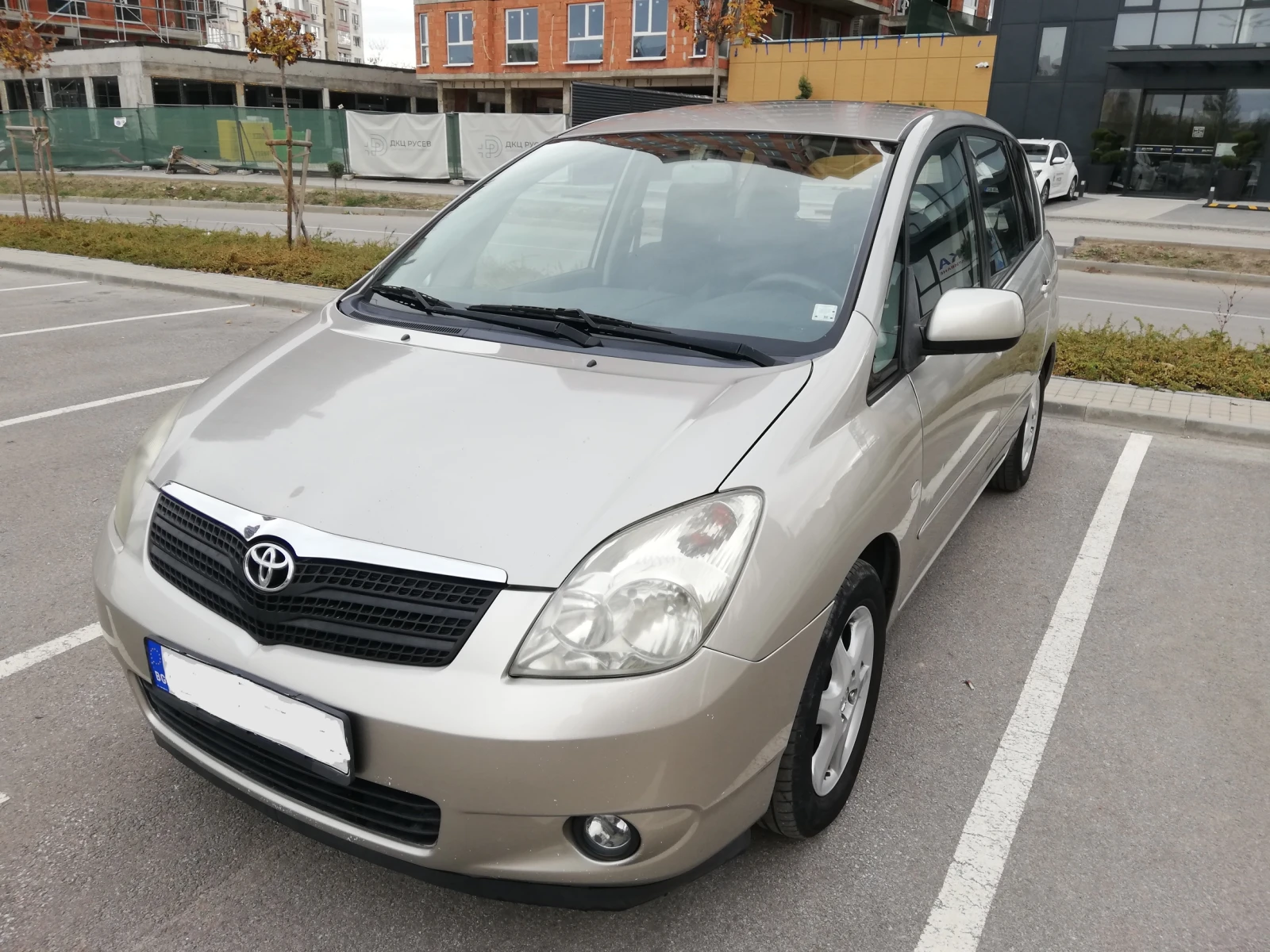 Toyota Corolla verso 1.8i Linea Sol/LPG | Mobile.bg   1
