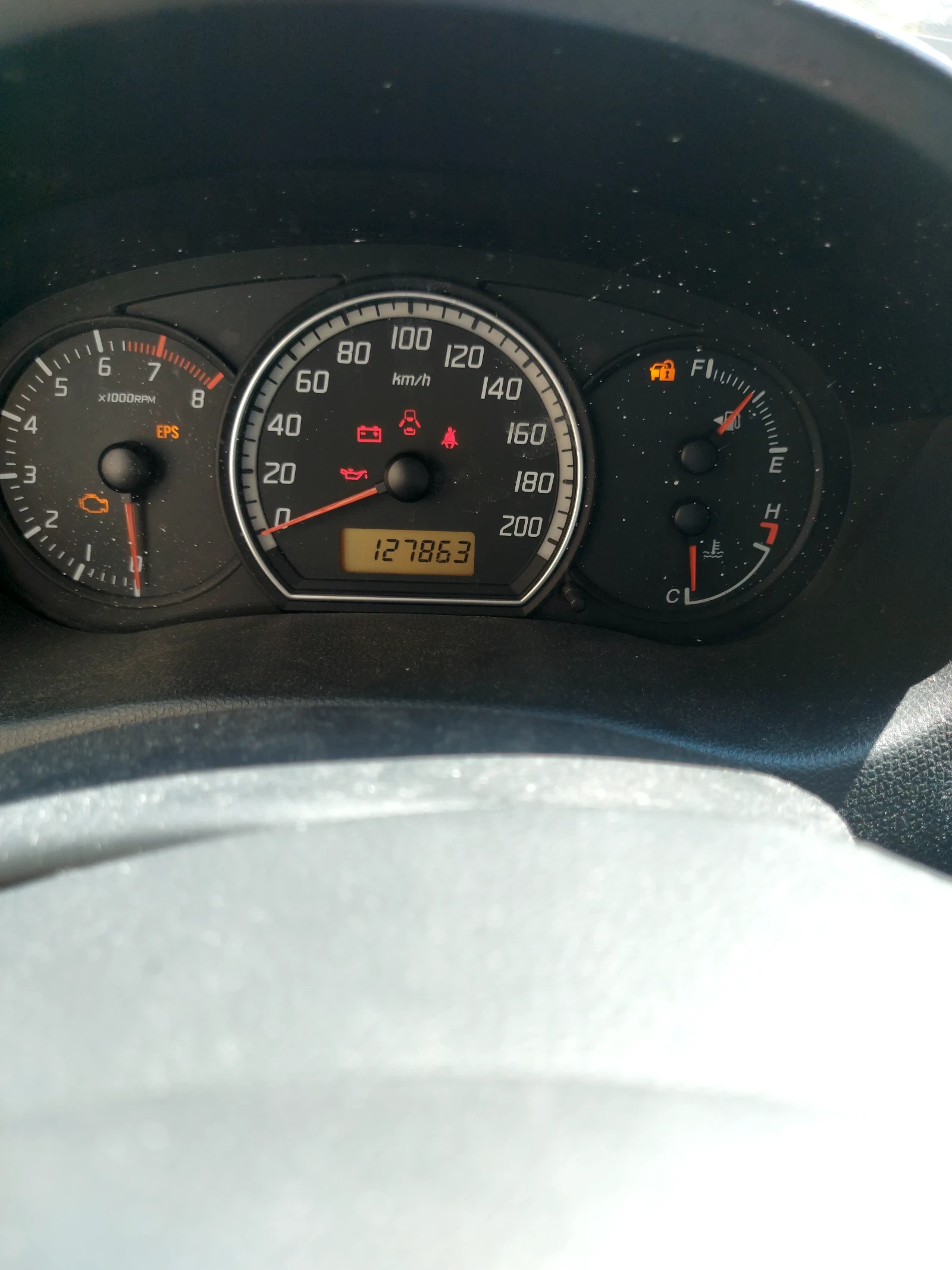 Suzuki Swift 1.3бензин 4х4  - изображение 6