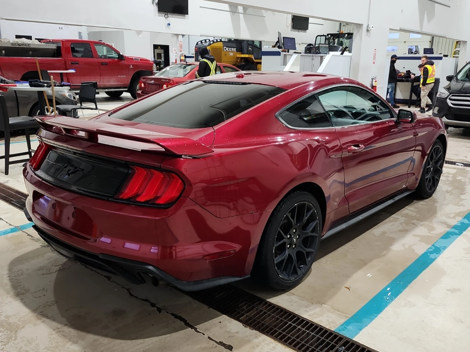 Ford Mustang * CARFAX *    | Mobile.bg   4